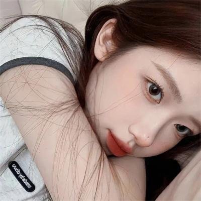 蕾哈娜内衣秀4